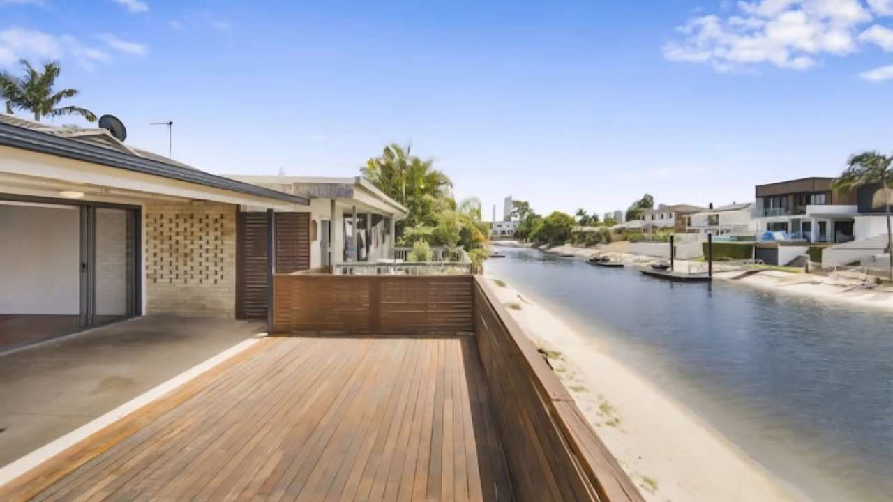 Room in a share house