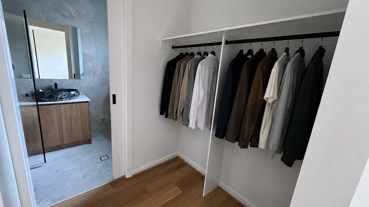 Room with ensuite in a share house