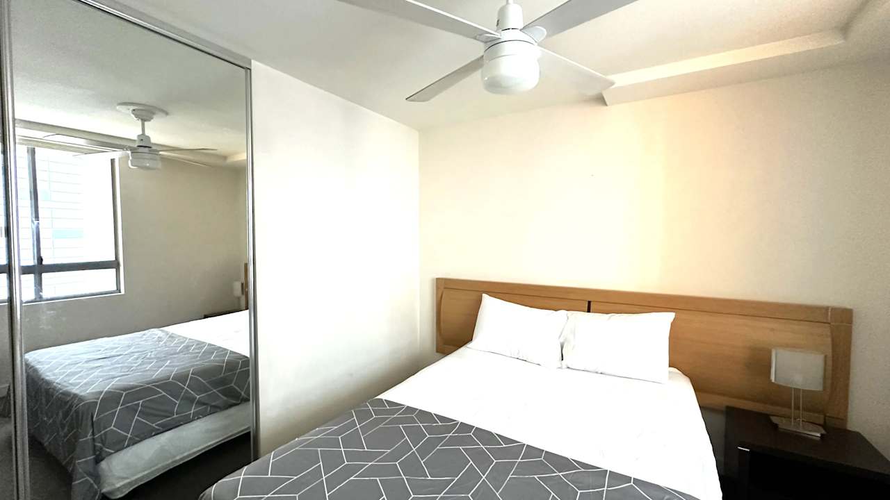 Furnished room in a flatshare
