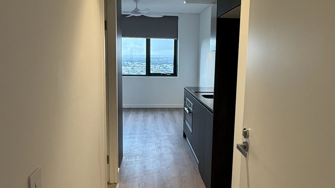 Room studio flat for rent