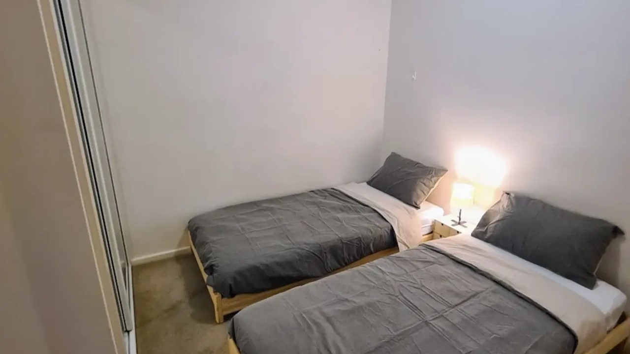 Furnished room in a flatshare