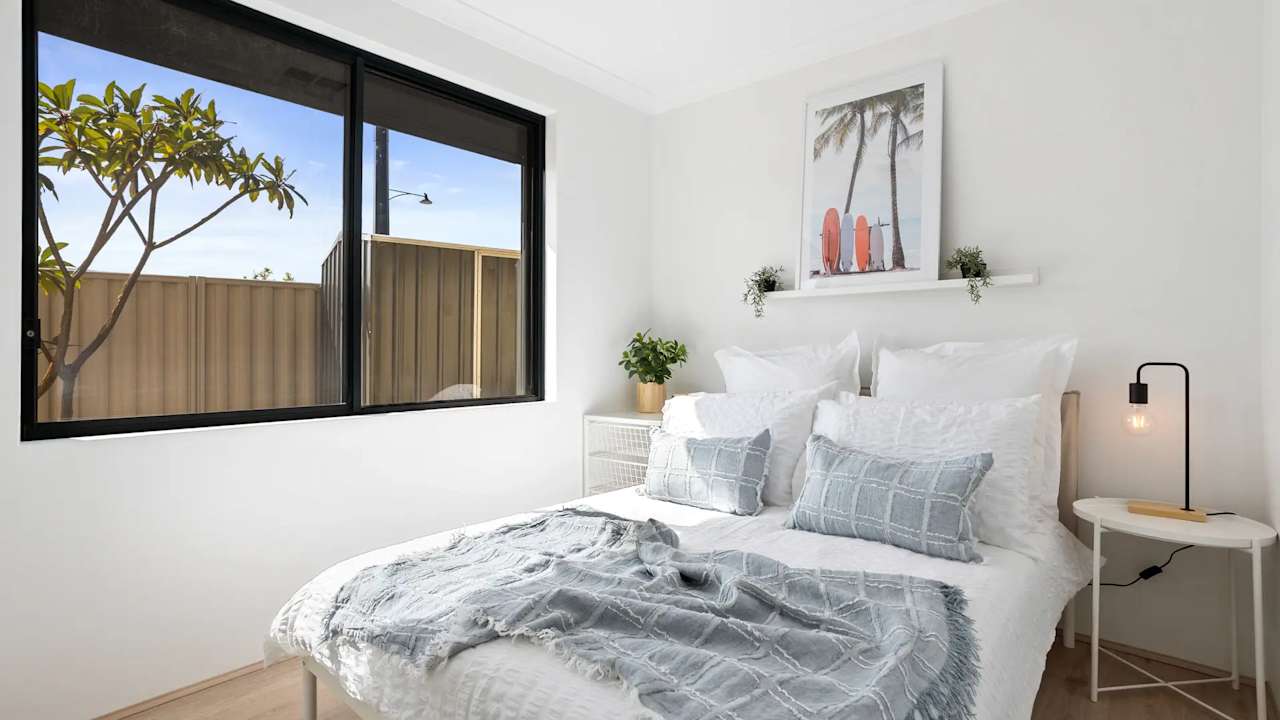 Furnished room with ensuite in a share house