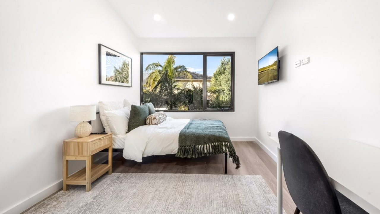 Room studio flat for rent