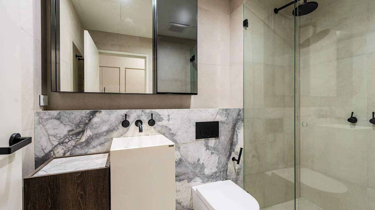 Room in a share house