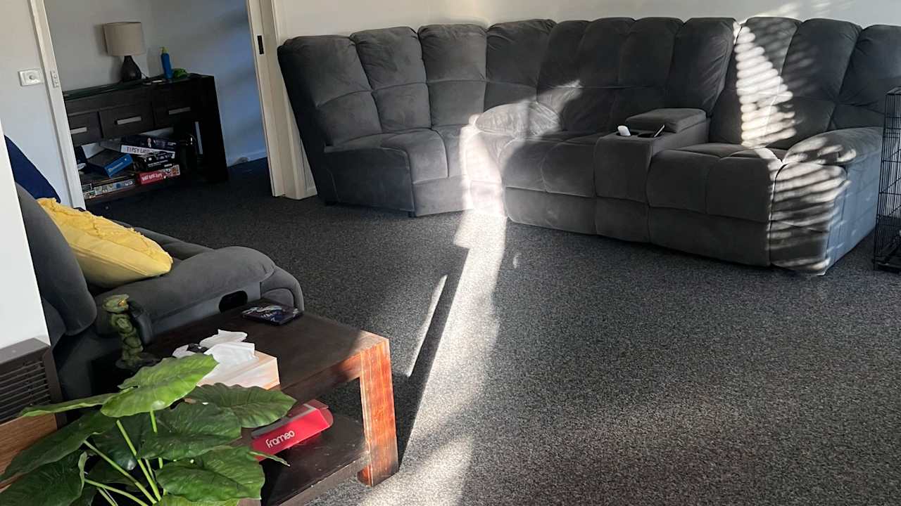 Unfurnished room in a share house