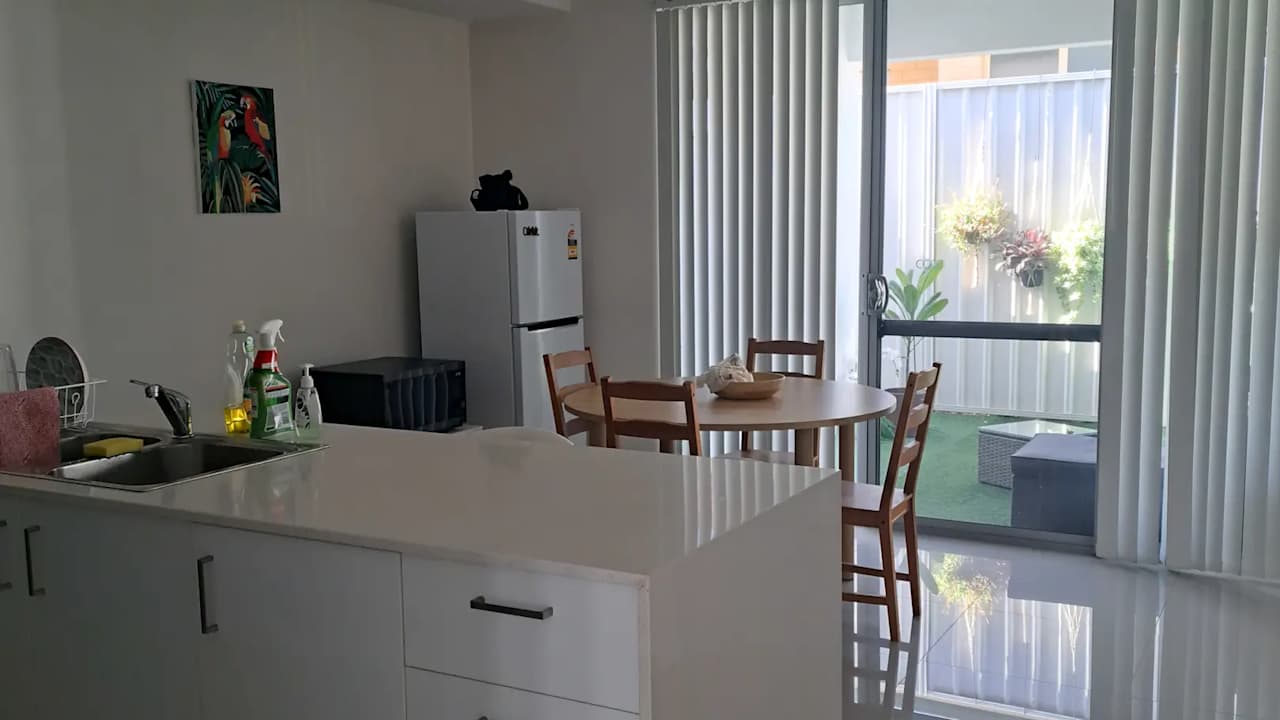 Unfurnished room in a share house