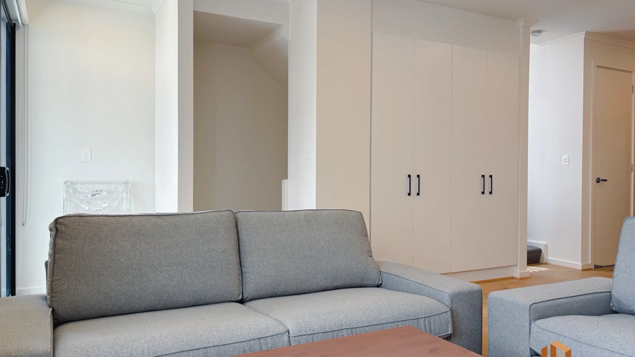 Furnished room with ensuite in a share house
