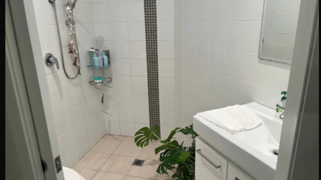 Furnished room granny flat for rent