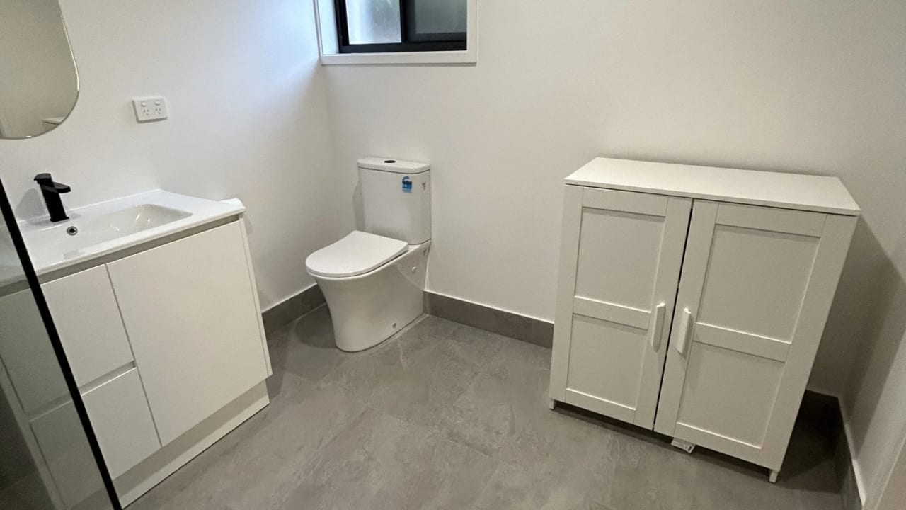 Furnished room granny flat for rent