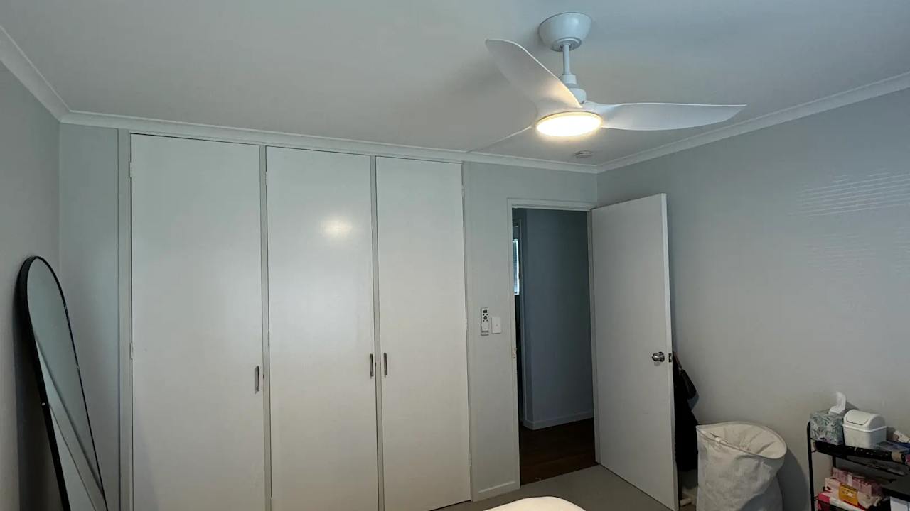 Unfurnished room in a share house