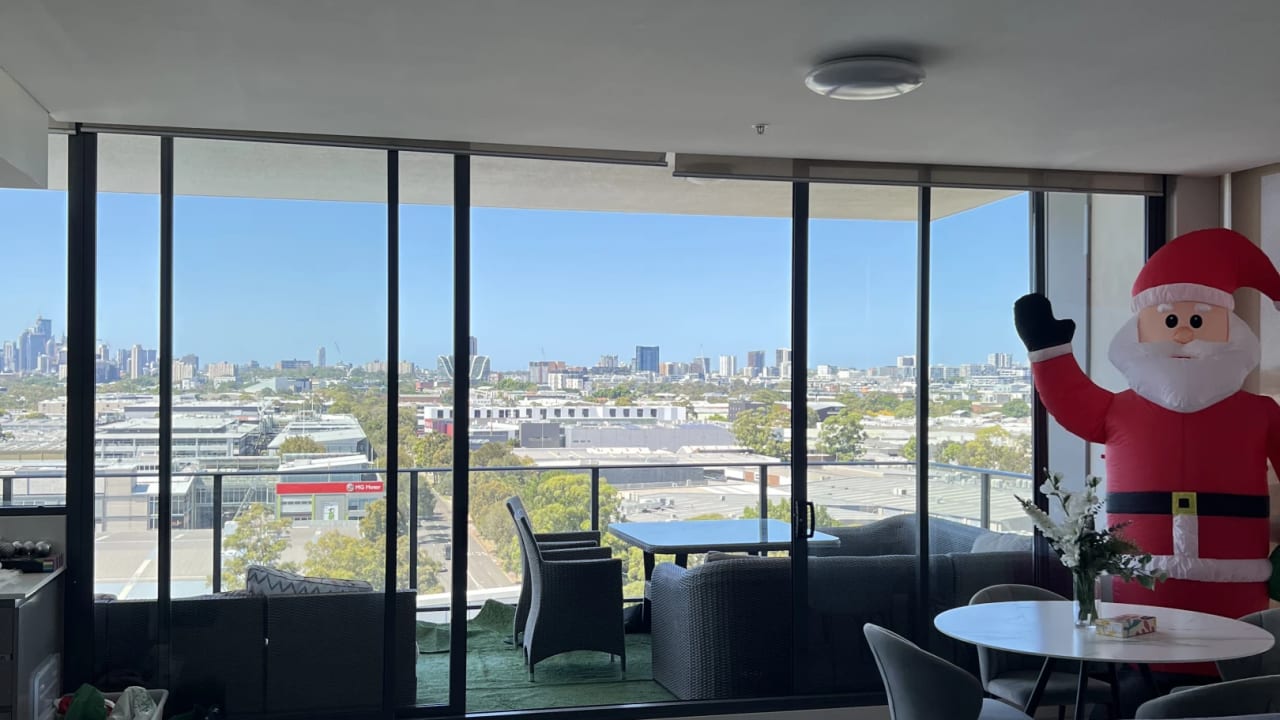 Furnished room with ensuite in a flatshare