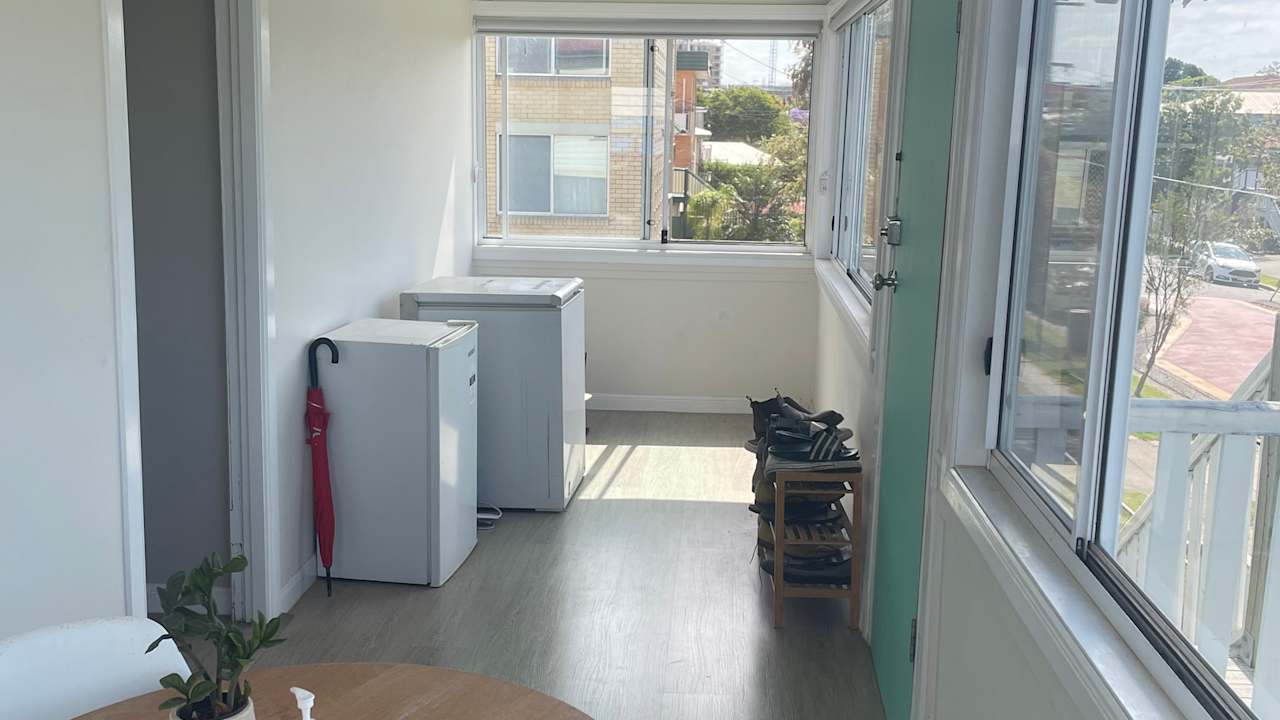 Unfurnished room in a share house