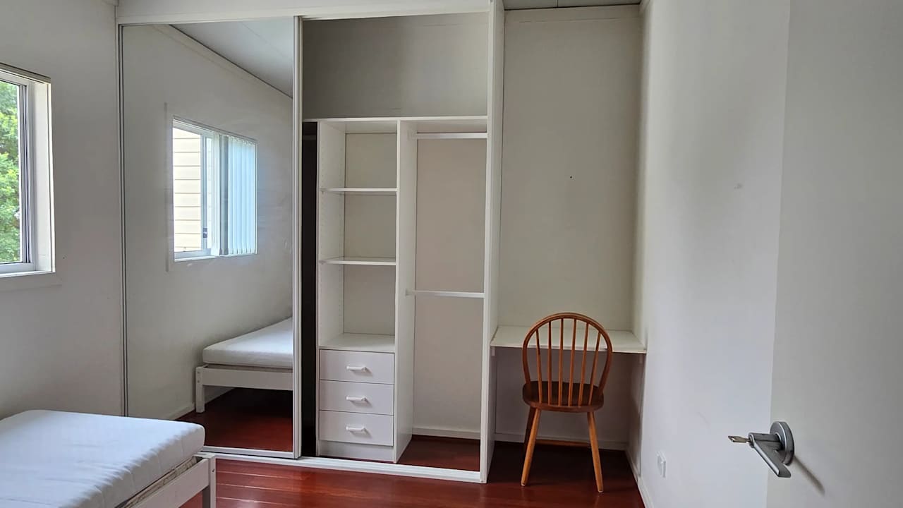 Furnished room in a share house