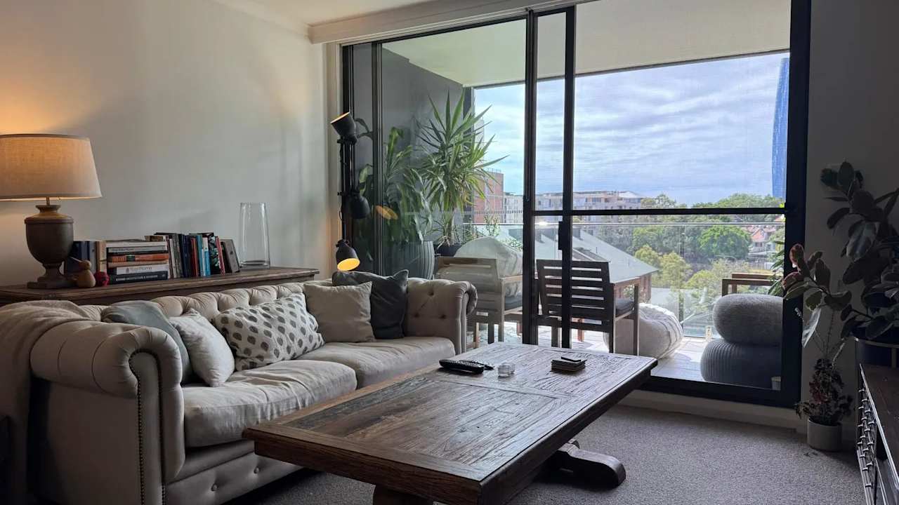 Furnished room with own bathroom
