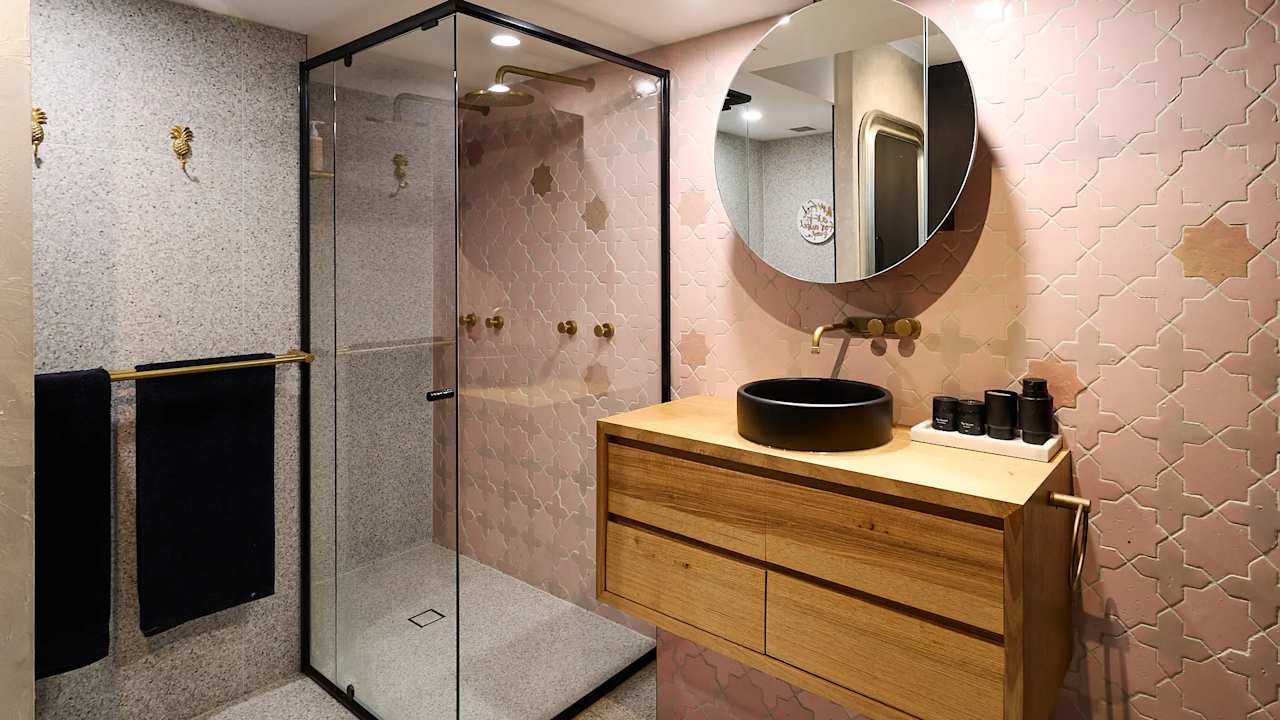 Unfurnished room with ensuite in a share house
