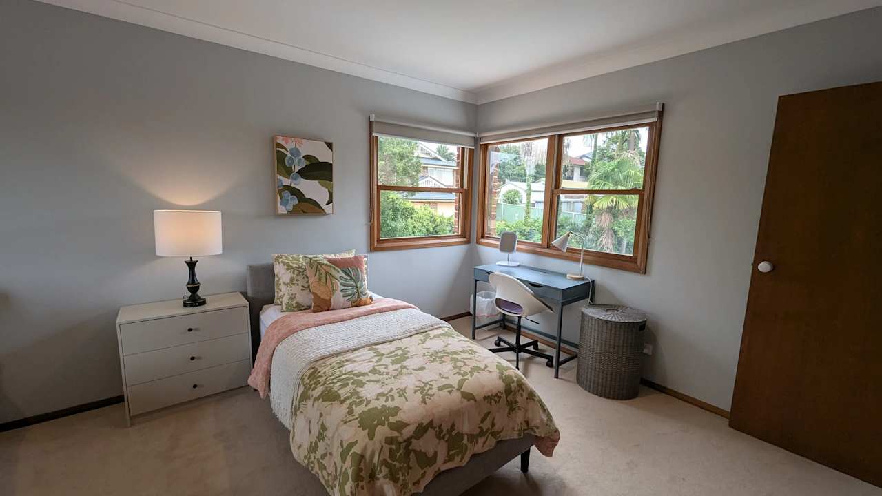 Furnished room in a share house