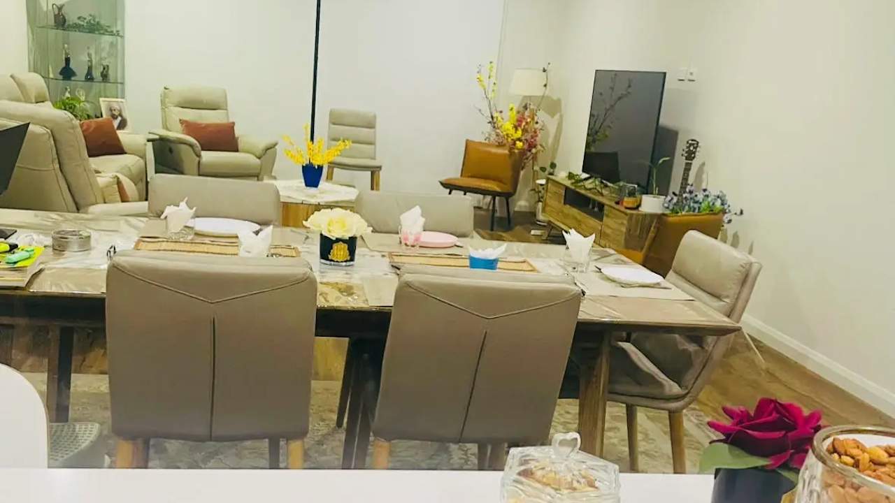 Furnished room with own bathroom