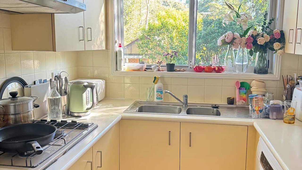 Whole property with 3 rooms for rent