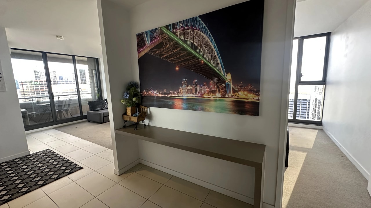 Furnished room in a flatshare