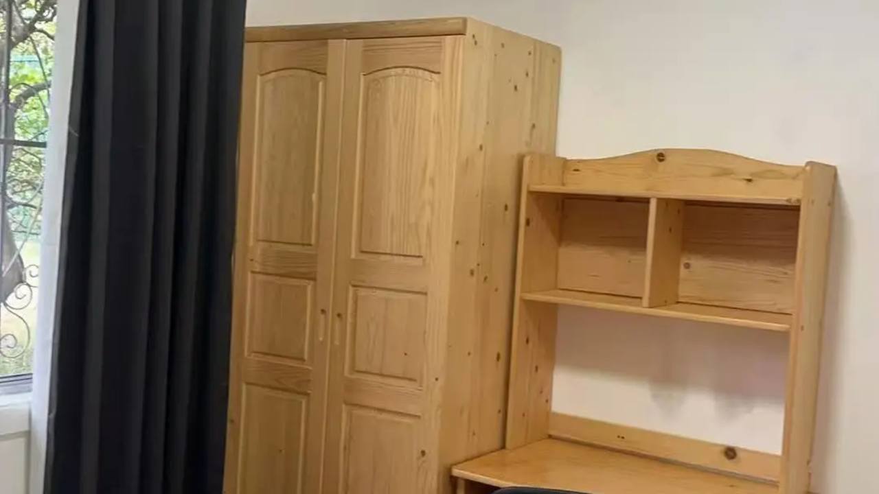 Furnished room with ensuite in a share house