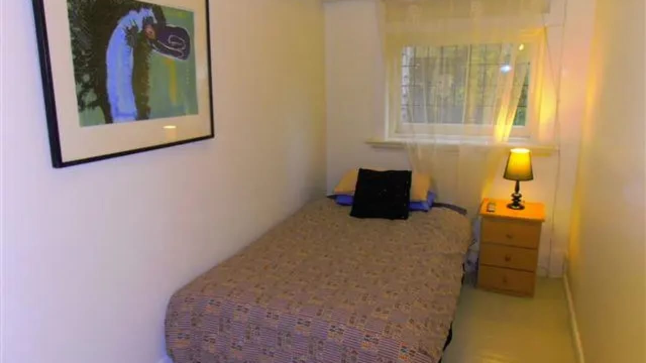 Furnished room in a share house