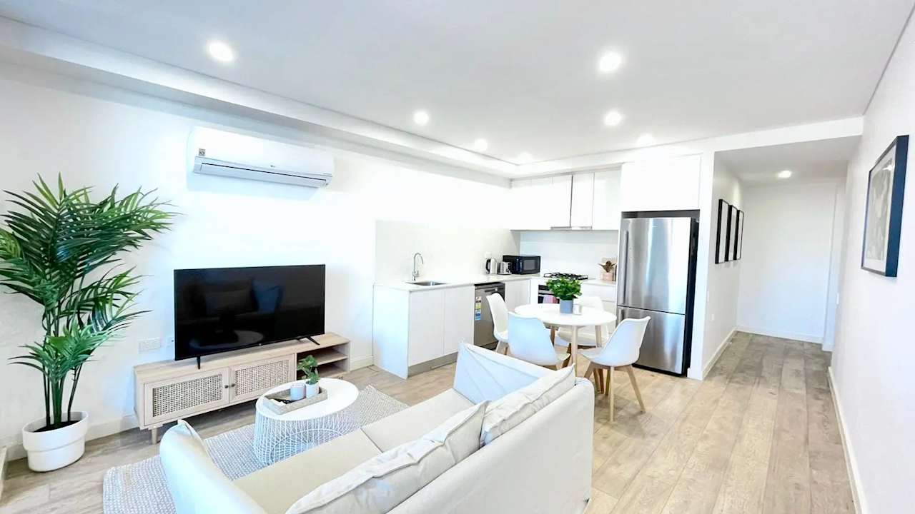 Whole property with 2 rooms for rent