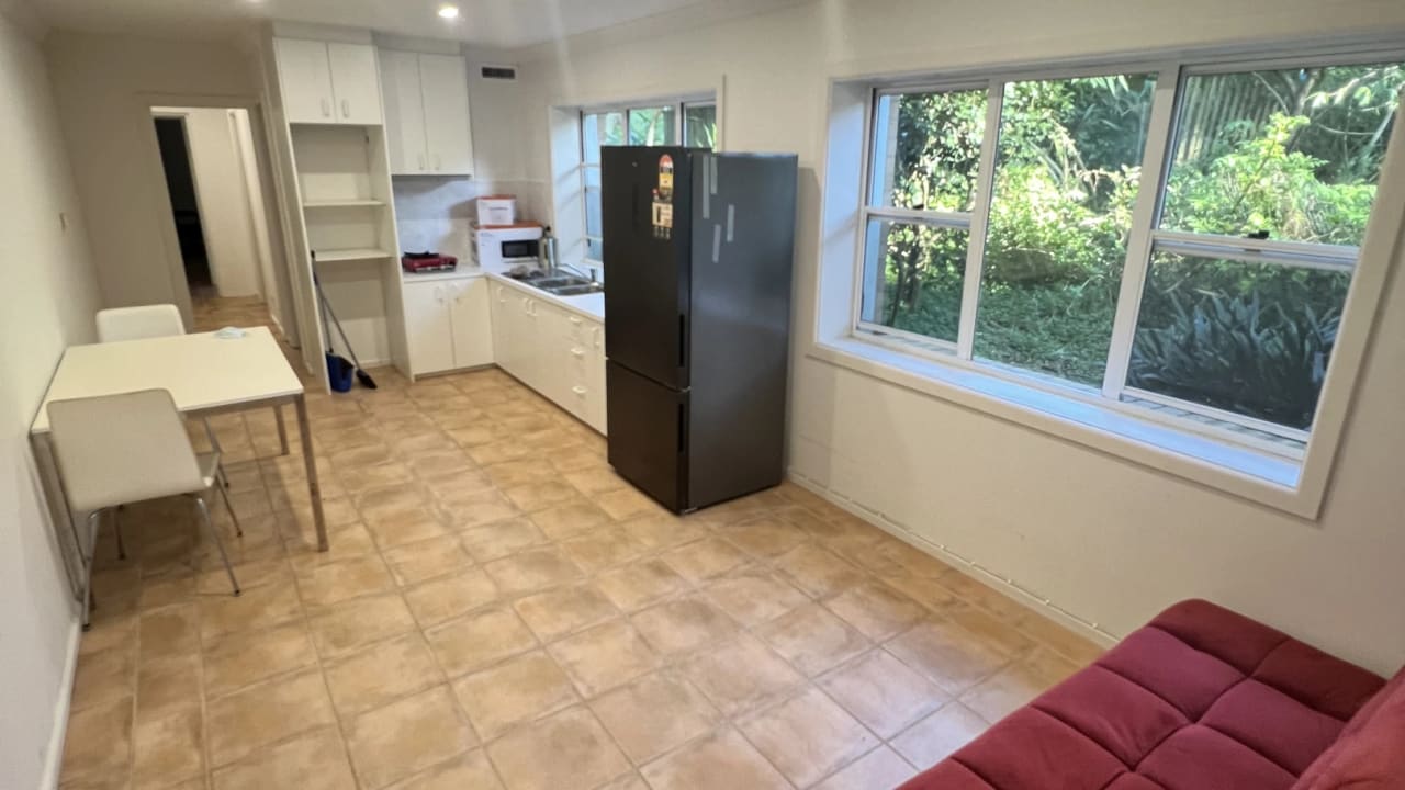 Whole property with 2 rooms for rent