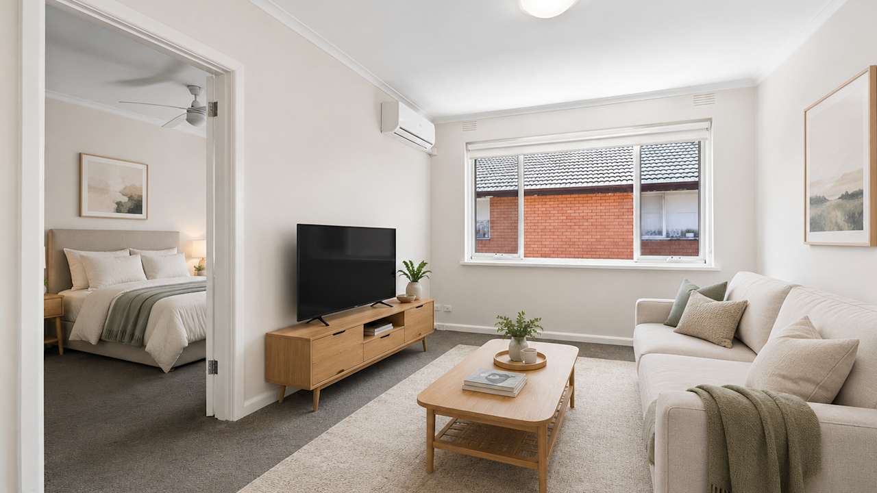 Furnished room in a share house