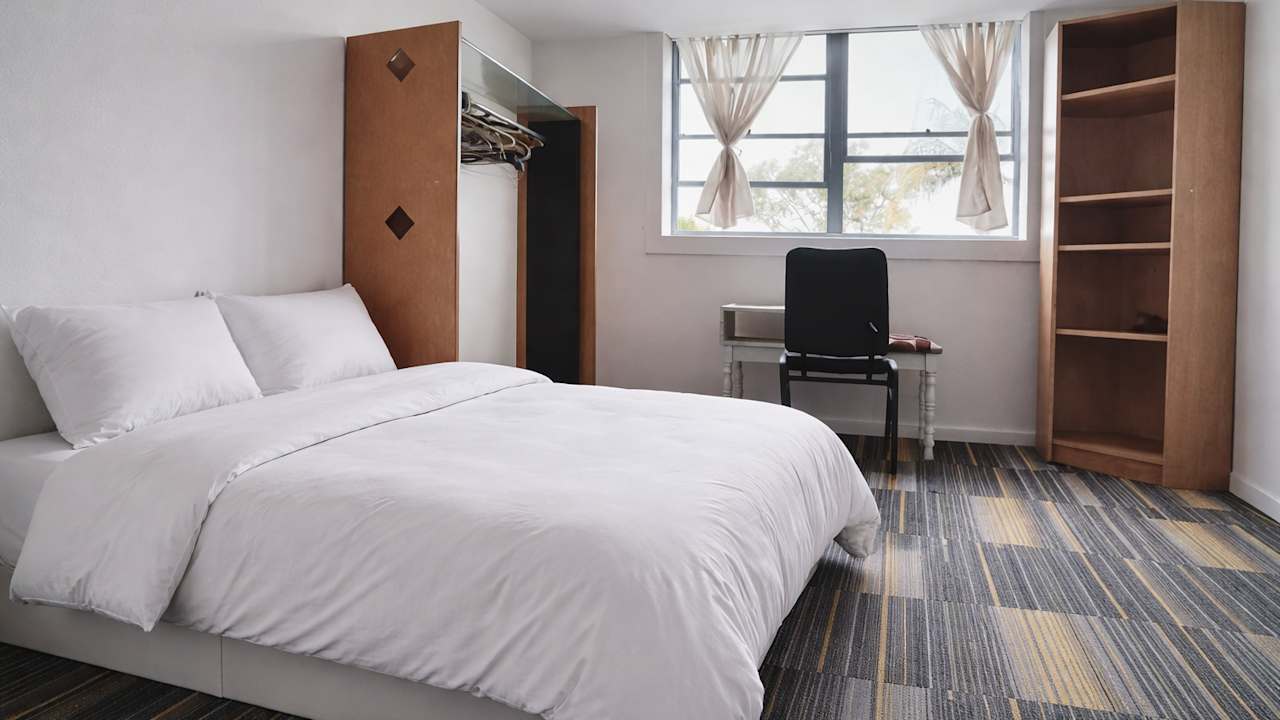 Furnished room in a share house