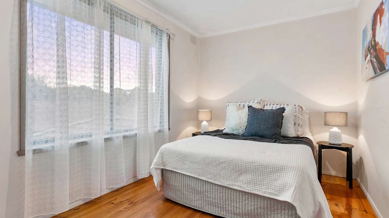 Room in a share house
