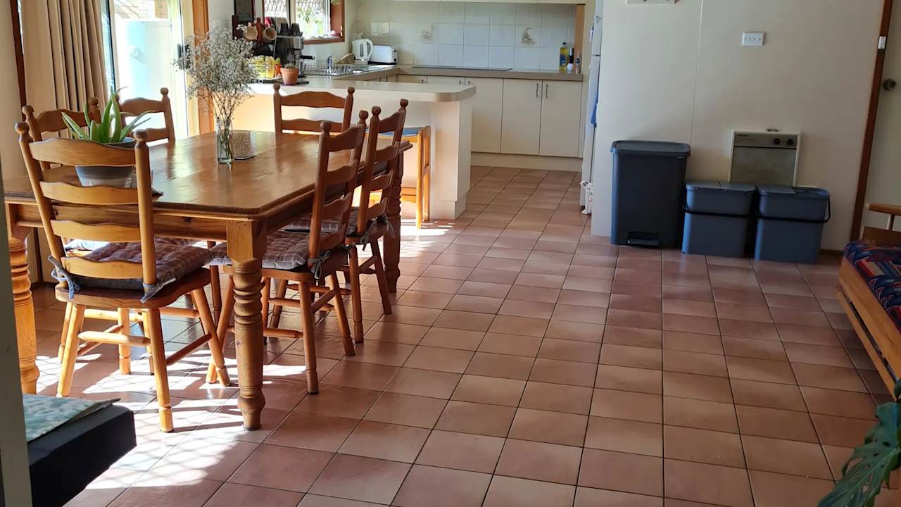 Unfurnished room in a share house