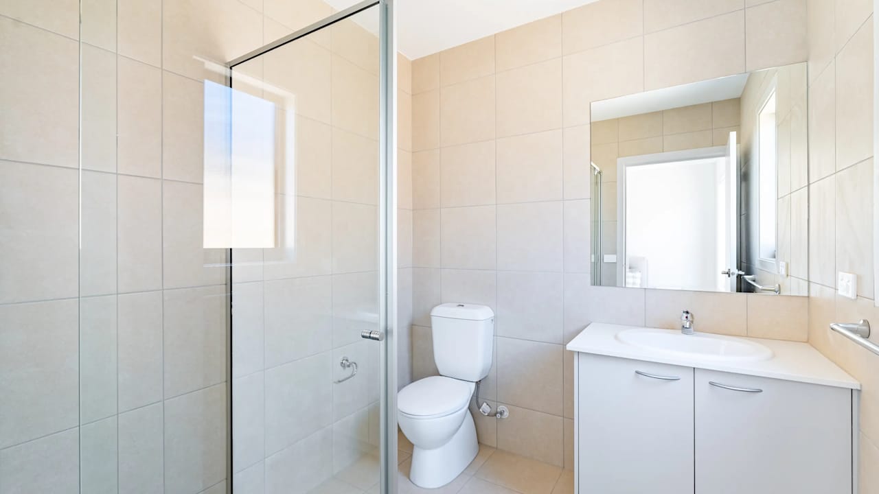 Furnished room with ensuite in a share house