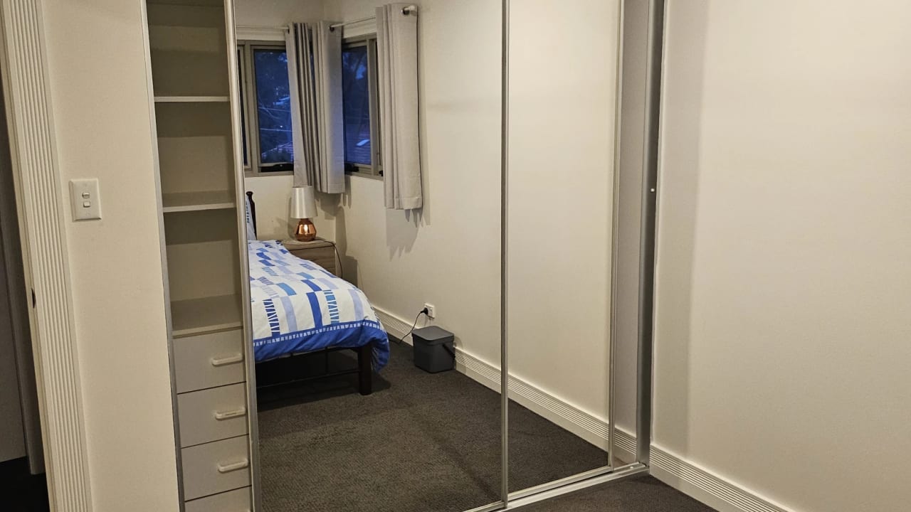 Furnished room in a share house