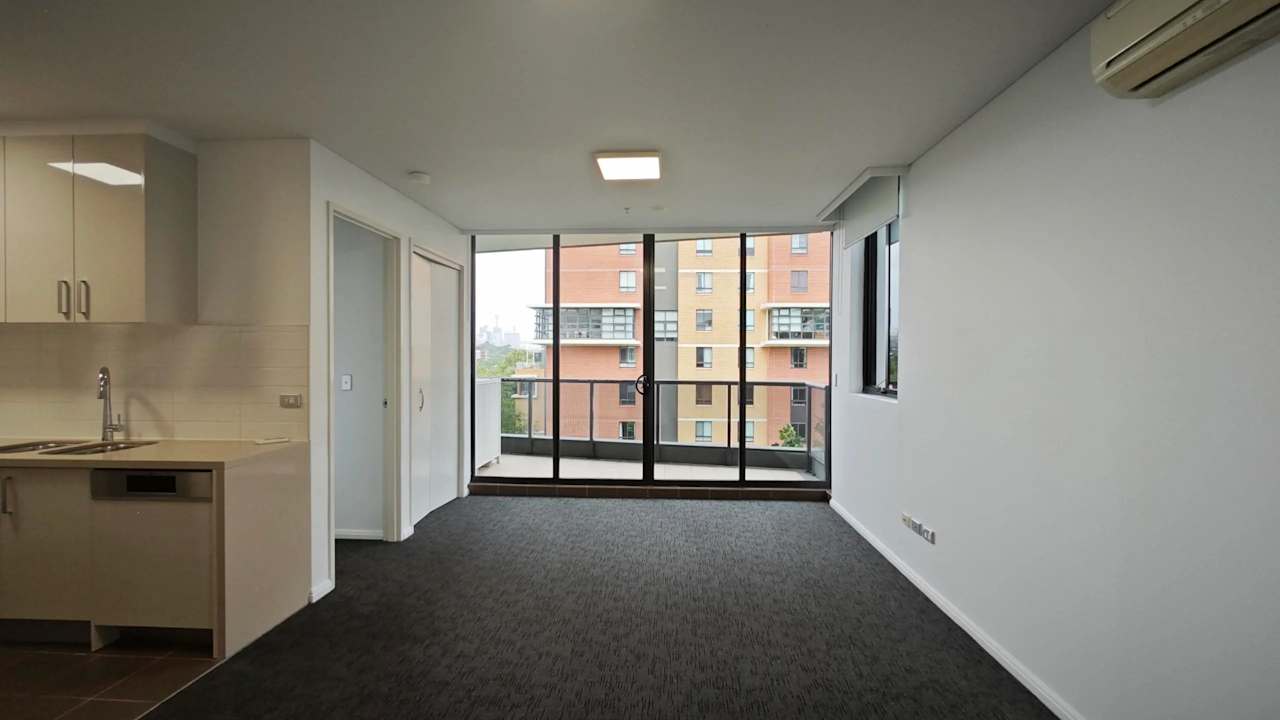 Whole property with 2 rooms for rent