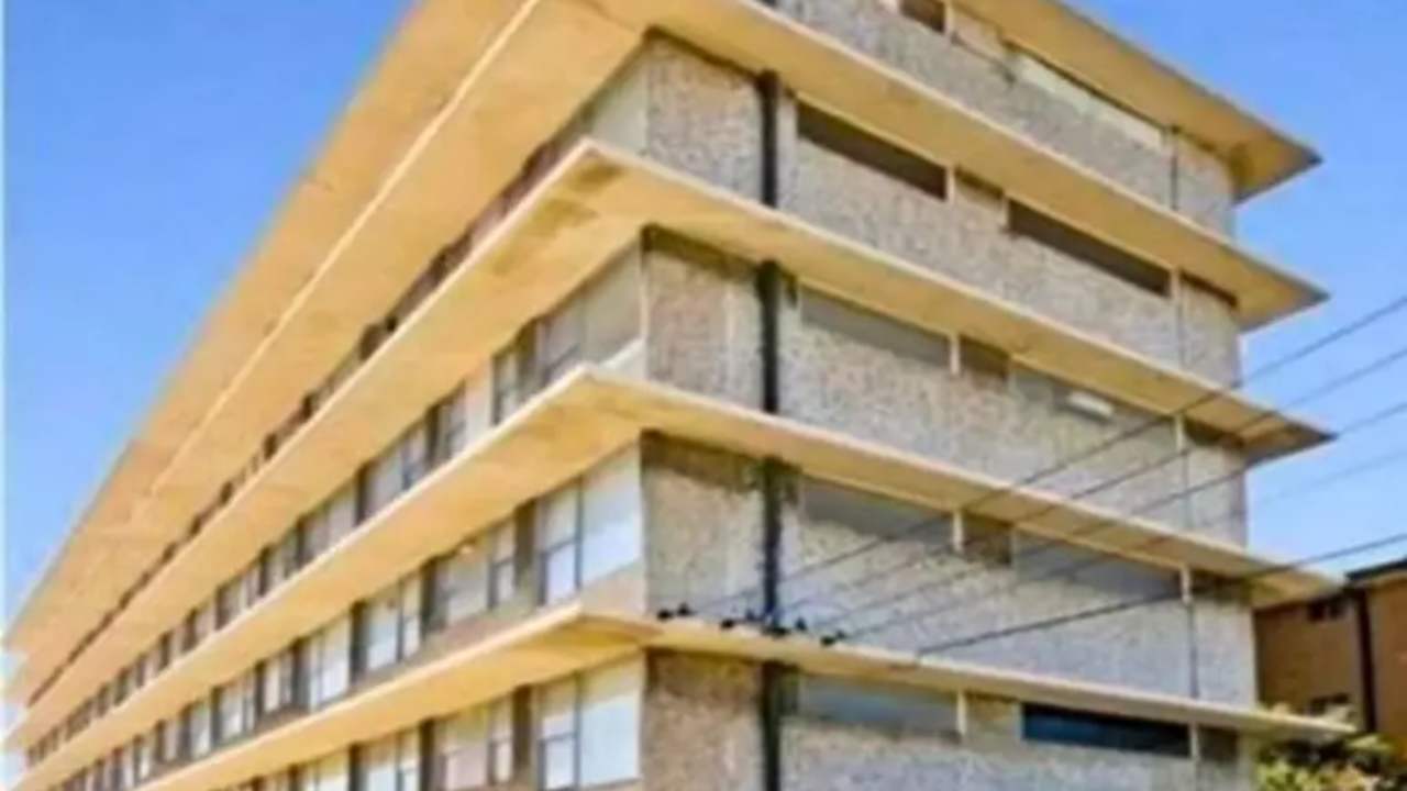 Whole property with 2 rooms for rent