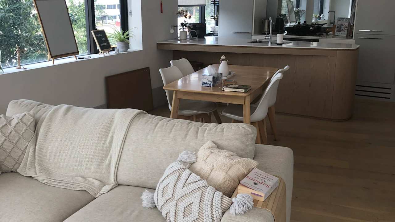 Furnished room with ensuite in a flatshare