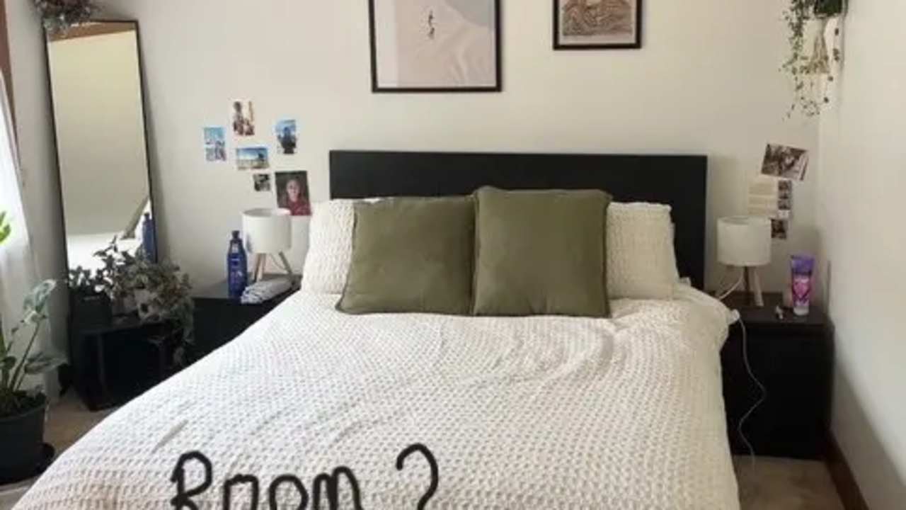 Room in a share house