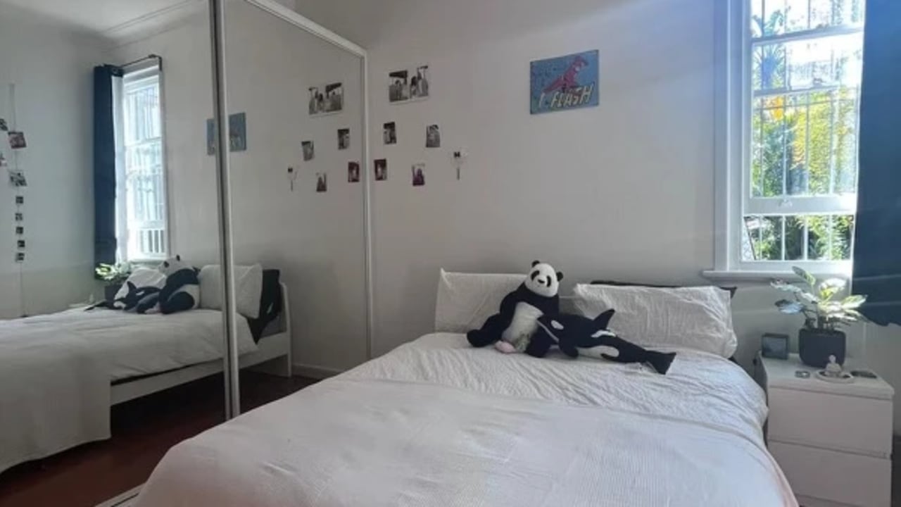 Furnished room with own bathroom