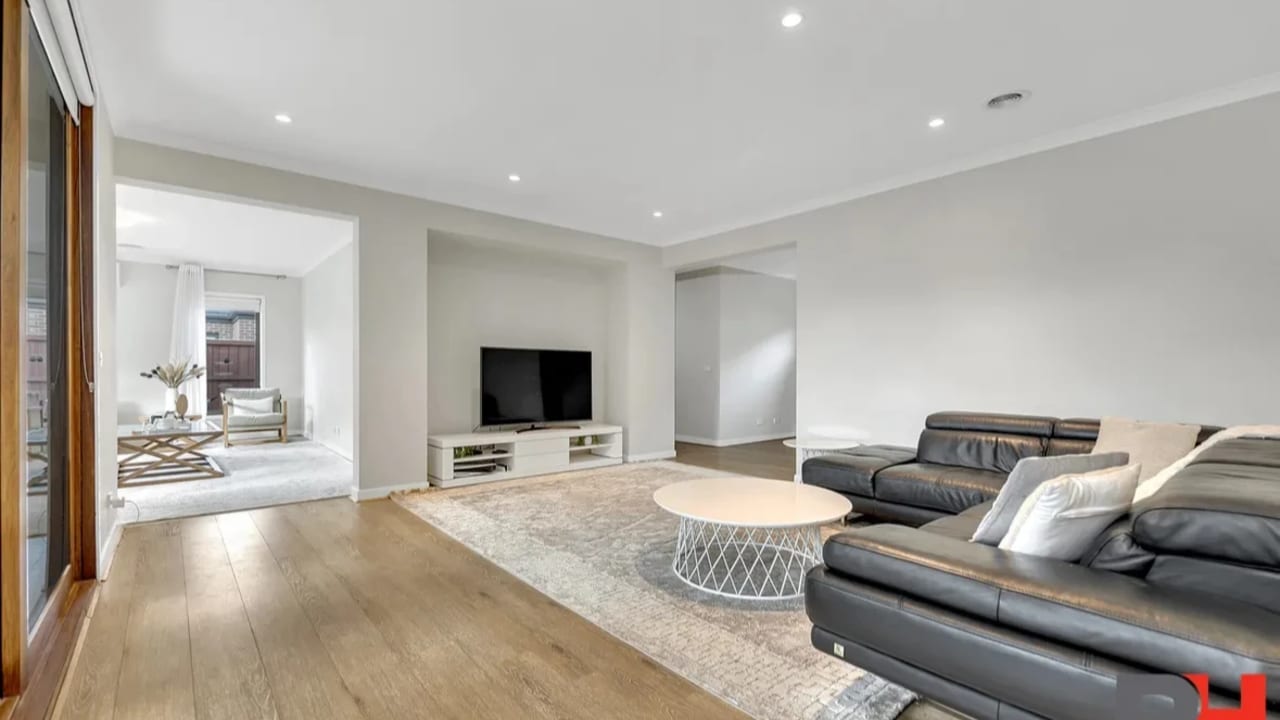 Room in a share house