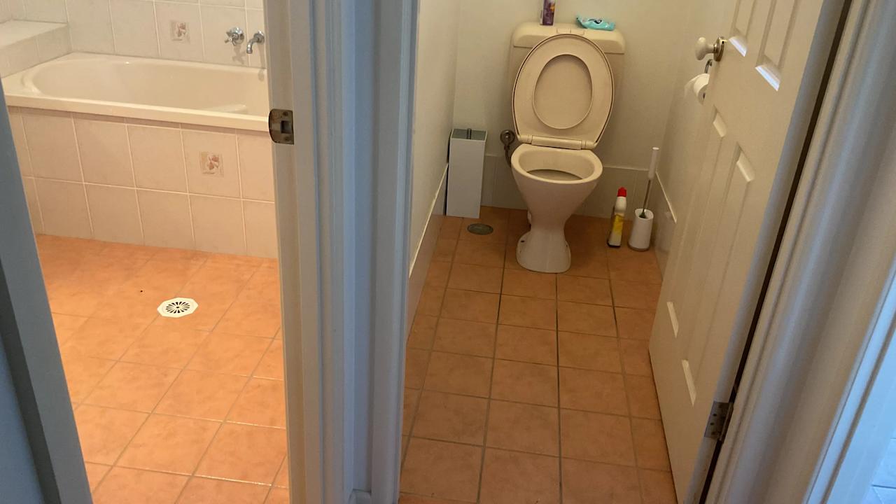 Furnished room with own bathroom