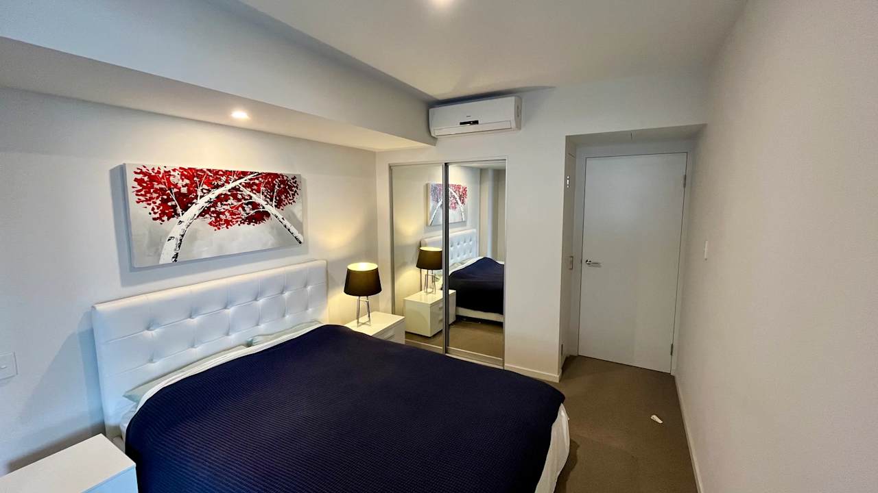Furnished room with own bathroom