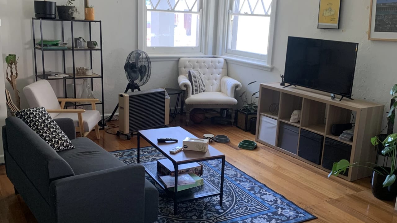 Unfurnished room in a flatshare