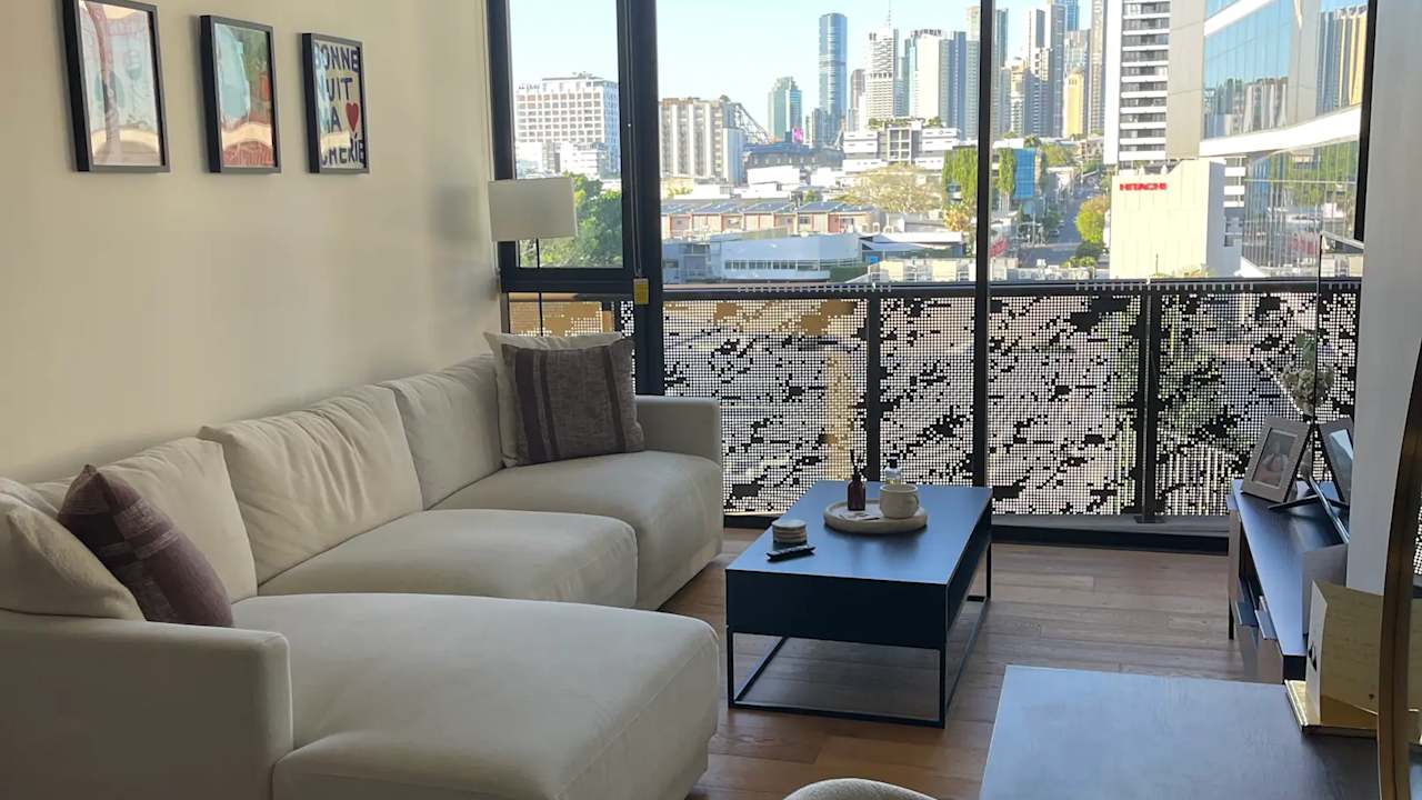 Furnished room with own bathroom