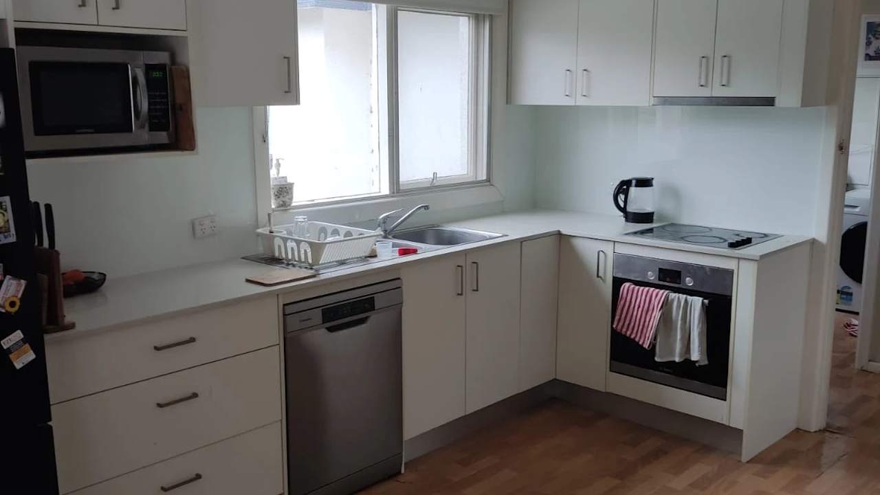 Unfurnished room in a share house