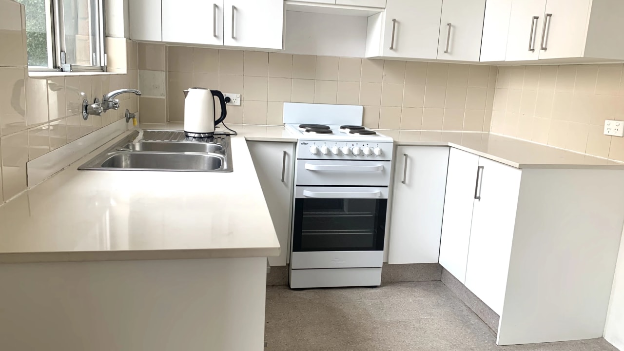 Whole property with 2 rooms for rent