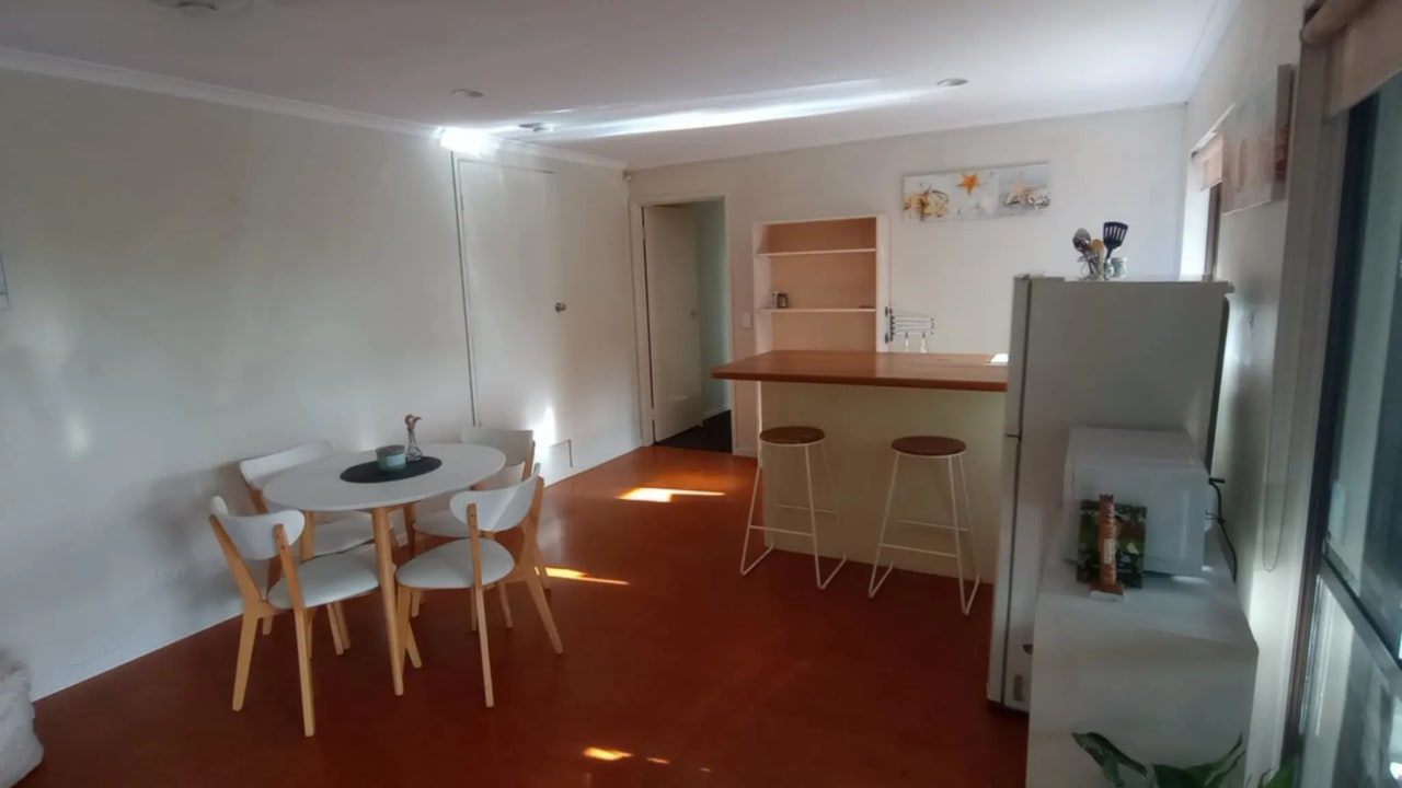 Furnished room granny flat for rent