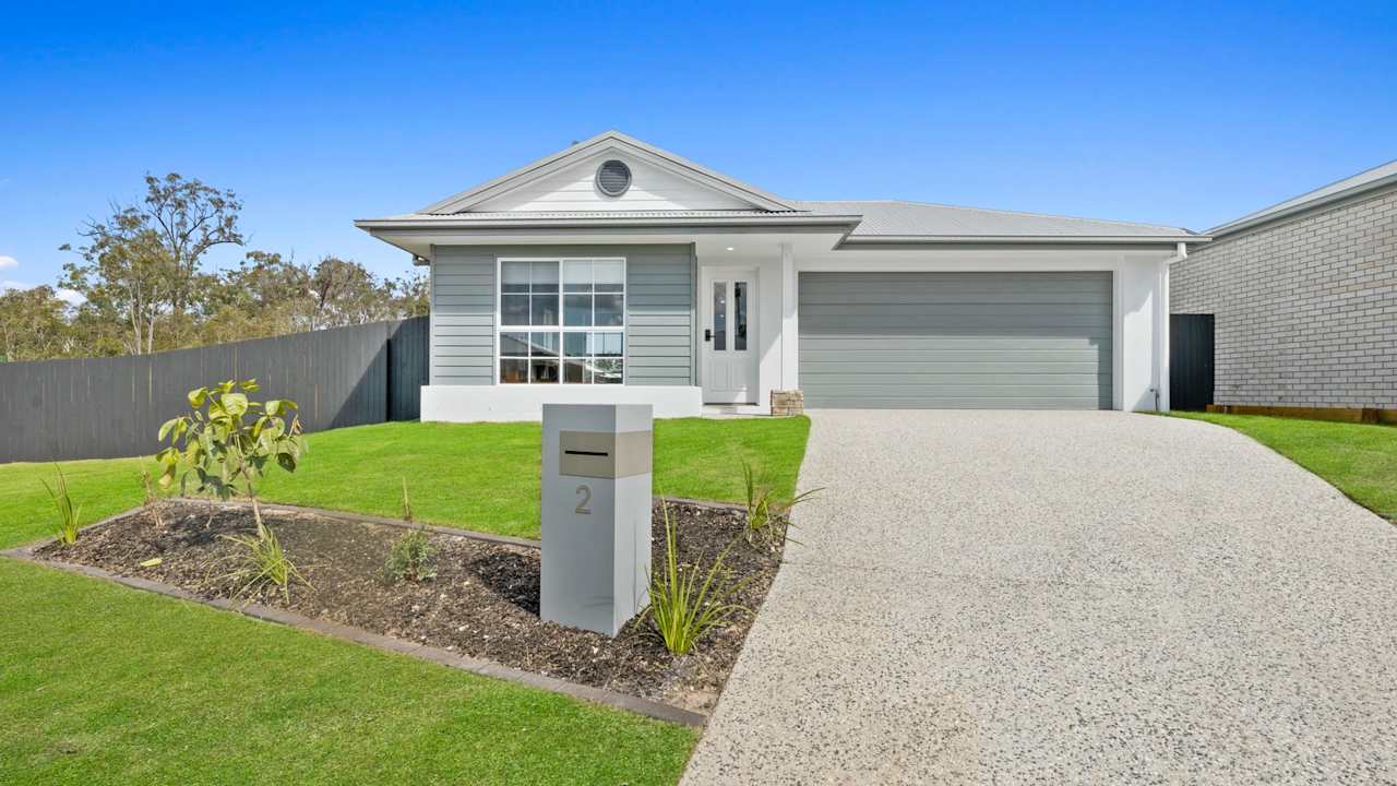 Furnished room with ensuite in a share house