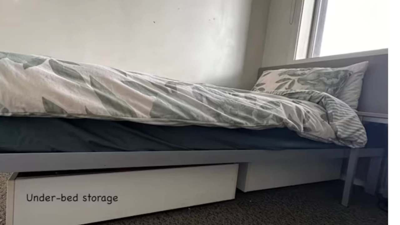 Furnished room with own bathroom