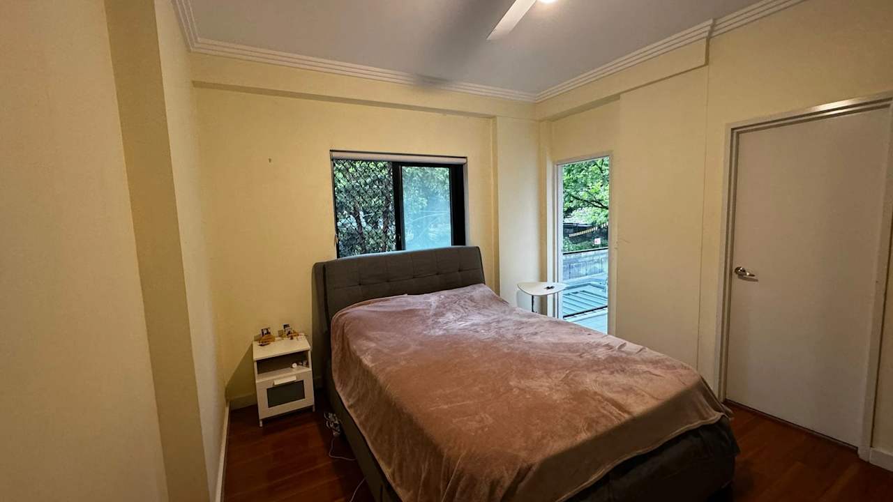 Furnished room with own bathroom