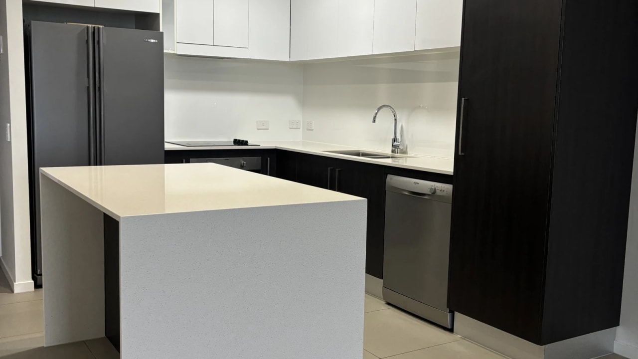 Whole property with 3 rooms for rent